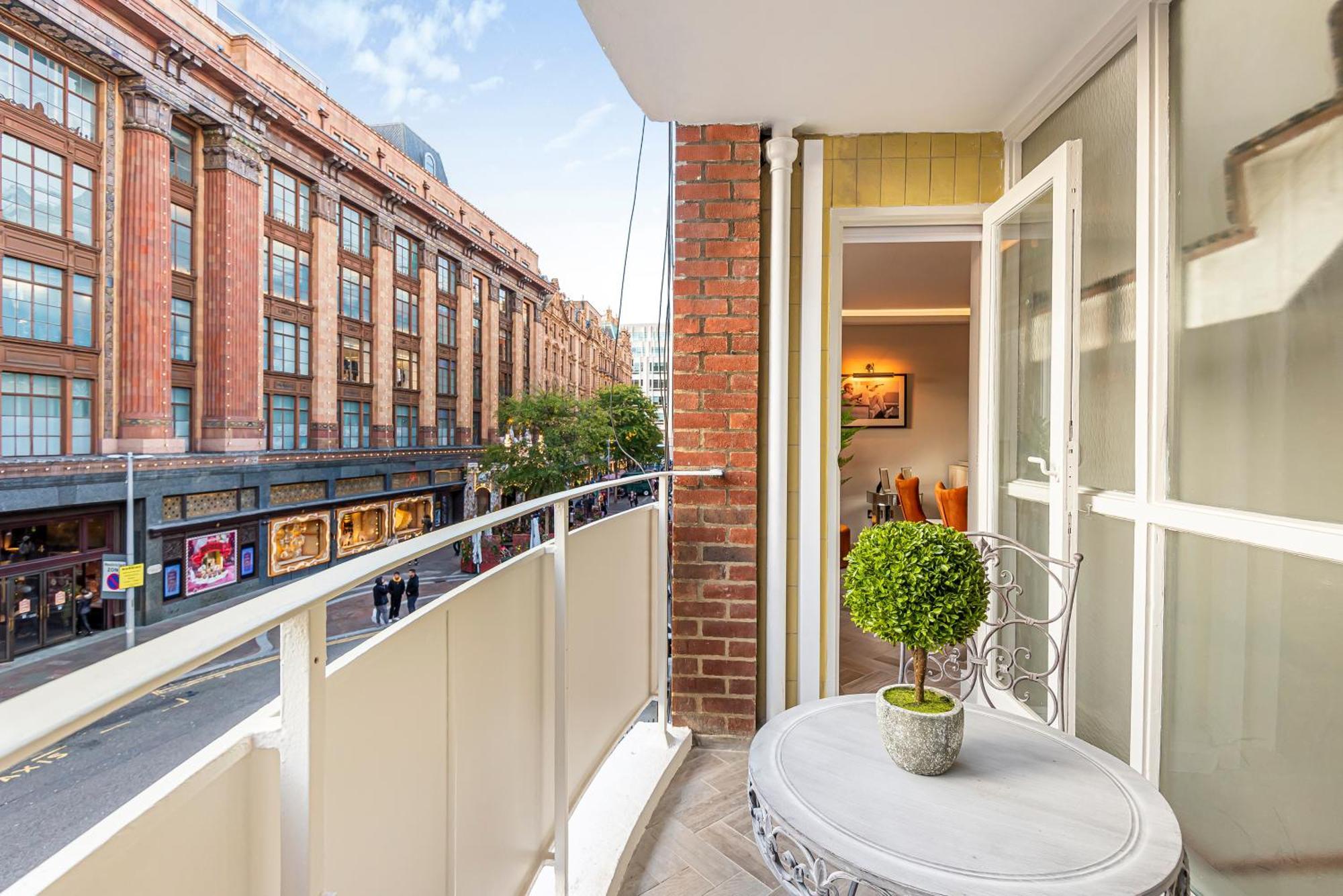 Apartament Luxury Living In Knightsbridge Private Balcony View Of Harrods, 2Br2Ba With Ac *
